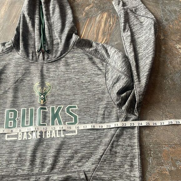 Milwaukee Bucks fleece lined Warm Up Hoodie NBA Size XL - Picture 7 of 11